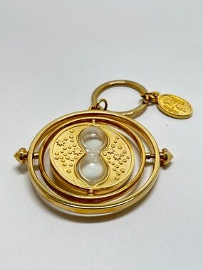 Harry Potter, Time Turner Keychain, Rotating, Working Hourglass, Gold, Universal